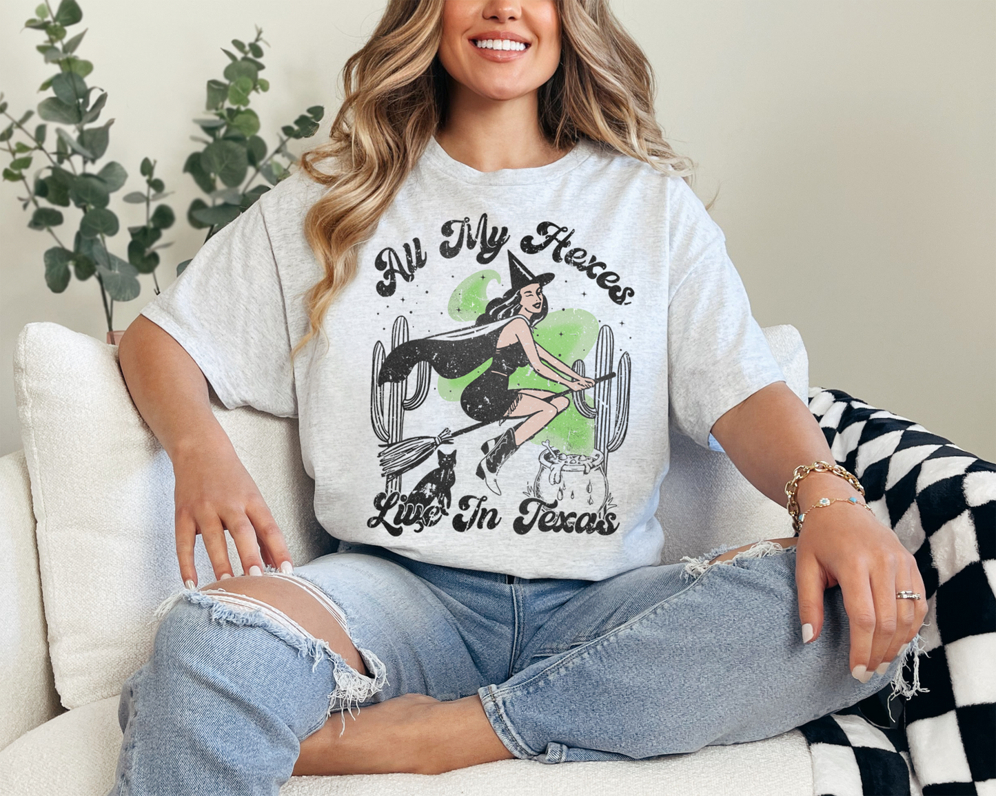 All My Hexes Live In Texas Halloween T-Shirt